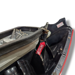 LANTERNA TRASEIRA ESQUERDA CELTA 2001 A 2006