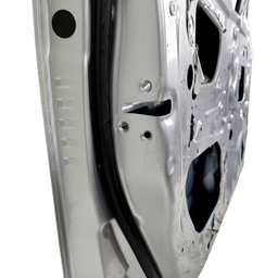 PORTA DIANTEIRA ESQUERDA TRITON PAJERO SPORT 2017 A 2024