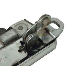 FECHADURA TAMPA TRASEIRA FIAT STRADA 2020 Á 2025 ORIGINAL