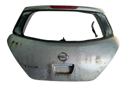 Tampa Traseira Tiida 2008 2009 a 2013 Hatch