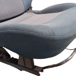 BANCO DIANTEIRO DIREITO  CELTA 2 PTS  2000/.. 