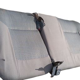 ENCOSTO BANCO TRASEIRO CORSA MONTANA 2004/10