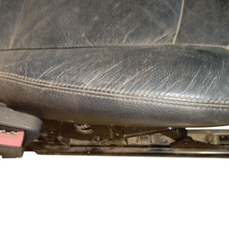 BANCO DIANTEIRO ESQUERDO FOX CROSSFOX EM COURO