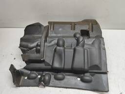 TAMPA MOTOR ESPUMA ANTI RUÍDO COMPASS 2022 2023 2024 DETALHE