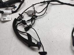 CHICOTE TAMPA TRASEIRA TRACKER 2020 2021 2024