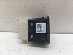 ENTRADA USB AUXILIAR ONIX 2013 2014 2020