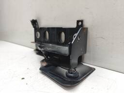 SUPORTE PARACHOQUE ESQUERDO DISCOVERY 4 3.0 2012 2013 2015 D