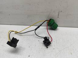 CHICOTE FAROL ESQUERDO TORO 1.8 2016 2017 2018 2023