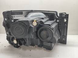 FAROL ESQUERDO DISCOVERY 4 2010 2011 A 2013 DETALHE