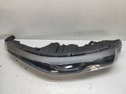 FAROL DIREITO SUPERIOR TORO 2016 2017 A 2025 DETALHES