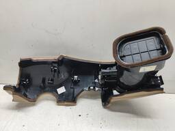 MOLDURA DIFUSOR AR ESQUERDO DISCOVERY 4 3.0 2012 2013 2015 D