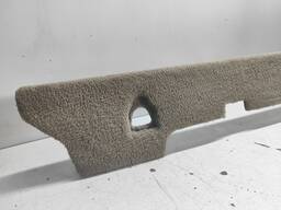 ACABAMENTO PORTA MALAS DIREITO DISCOVERY 3 4 2004 A 2016