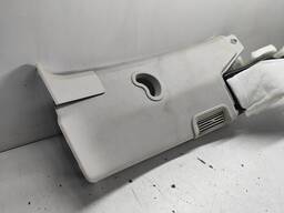 ACABAMENTO COLUNA LADO ESQUERDO DISCOVERY 3 4 2004 A 2016