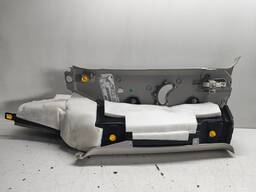 ACABAMENTO COLUNA LADO ESQUERDO DISCOVERY 3 4 2004 A 2016