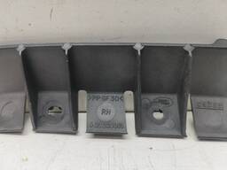 GUIA PARACHOQUE TRASEIRO DIREITO DISCOVERY 4 3.0 2012 2013 2