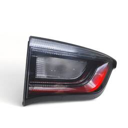 Lanterna Traseira Esquerda Jeep Compass 2022 a 2025 (mala)