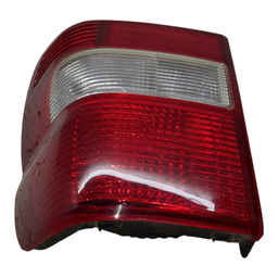 LANTERNA DIREITA PAJERO TR4 2003 A 2006 (SIMILAR) 