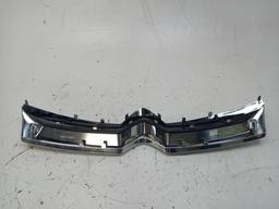 GRADE EMBLEMA AIRCROSS C3 PICASSO 2011 A 2015 C/DETALHES 