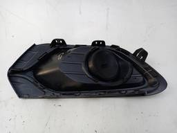 GRADE MOLDURA PARACHOQUE DIREITA S/ MILHA LOGAN 14 A 2020