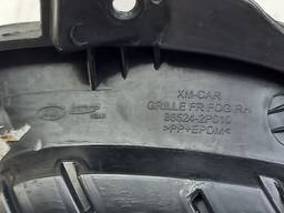 GRADE MOLDURA MILHA DIREITO SORENTO 2010 A 2013