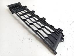  GRADE CENTRAL INFERIOR PARACHOQUE L200 TRITON 2017 A 2021