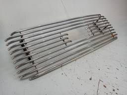 MOLDURA GRADE PARACHOQUE DIANTEIRO CROMADO F-250 1998 A 2006