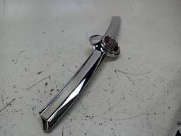 GRADE SUPERIOR CROMADA EMBLEMA TORO 2016 A 2021