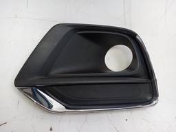 Grade Moldura Esquerdo  Milha Tracker 2017 a 2019