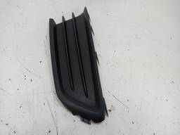 GRADE MOLDURA PARACHOQUE DIREITA S/ MILHA GOL VOYAGE G6