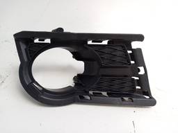 Grade Moldura Milha Direito Tiguan 2010 a 2011