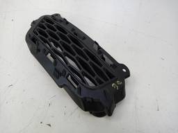 GRADE PARACHOQUE DIANTEIRO ESQ EVOQUE 2016 A 2019 S/ FURO