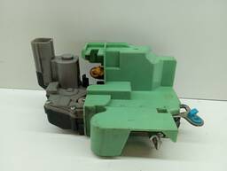 Fechadura Porta Traseira Esquerd Punto Linea Idea Uno Vivace