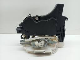 Fechadura Porta T. Esq Triton Dakar Lancer \17 outlander \13