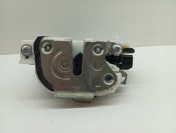 FECHADURA PORTA T. ESQ TRITON DAKAR LANCER \17 OUTLANDER \13