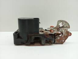 FECHADURA PORTA DIANTEIRA ESQUERDA S10 BLAZER 1996 A 2011