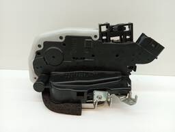 Fechadura Porta TD Frontier 17/ Sentra \13 Tiida March Versa