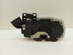 FECHADURA PORTA TD FRONTIER 17/ SENTRA \13 TIIDA MARCH VERSA