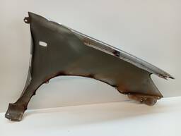 PARALAMA ESQUERDO HILUX 2006 2007 A 2011 S/ FURO MOLDURA