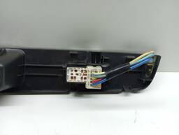 BOTÃO VIDRO ELÉTRICO DIANTEIRO DIR. NISSAN MARCH LIVINA 13/