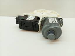 MOTOR VIDRO TRASEIRO DIREITO RENEGADE 2016 2017 A 2023