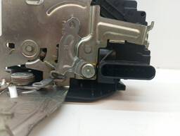 FECHADURA DIANTEIRA DIREITA JAGUAR F-PACE 2017 2018/