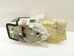 FECHADURA PORTA TRASEIRA ESQ CIVIC 2001A 2006 FIT ATÉ 2008