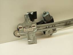 MÁQUINA DE VIDRO PORTA TRASEIRA DIR ONIX PRISMA 12 A 20 ELÉ