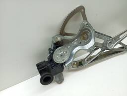 MÁQUINA DE VIDRO PORTA DIANTEIRA ESQUERDA HILUX SW4 2016/