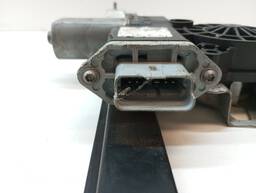 MÁQUINA DE VIDRO PORTA DIANTEIRA ESQUE SANDERO LOGAN 15/ ELÉ