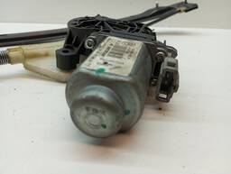 MÁQUINA DE VIDRO PORTA DIANTEIRA ESQUERDA UP! 4P 14 A 21 ELÉ