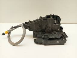 Fechadura Porta Traseira Esquerda Mercedes C180 2015 a 2018