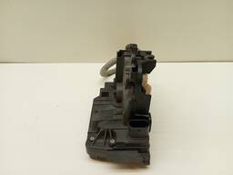 FECHADURA PORTA TRASEIRA ESQUERDA MERCEDES C180 2015 A 2018