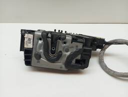 FECHADURA PORTA TRASEIRA ESQUERDA MERCEDES C180 2015 A 2018