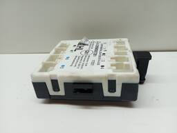 MÓDULO PORTA TRASEIRA ESQUERDA MERCEDES C180 2017 2018/